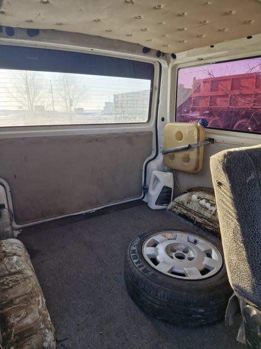 Продам Volkswagen Transporter T4