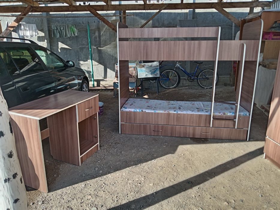Продам детский мебельный гарнитур
