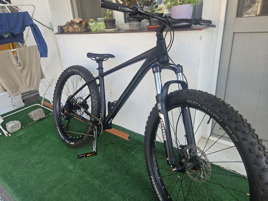 27.5  цола Крос Капитан 12 х 1 , гуми 27.5 х 30