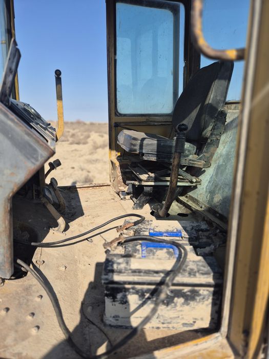 Продам трактор ДТ75