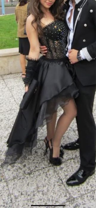 Продавам бална рокля