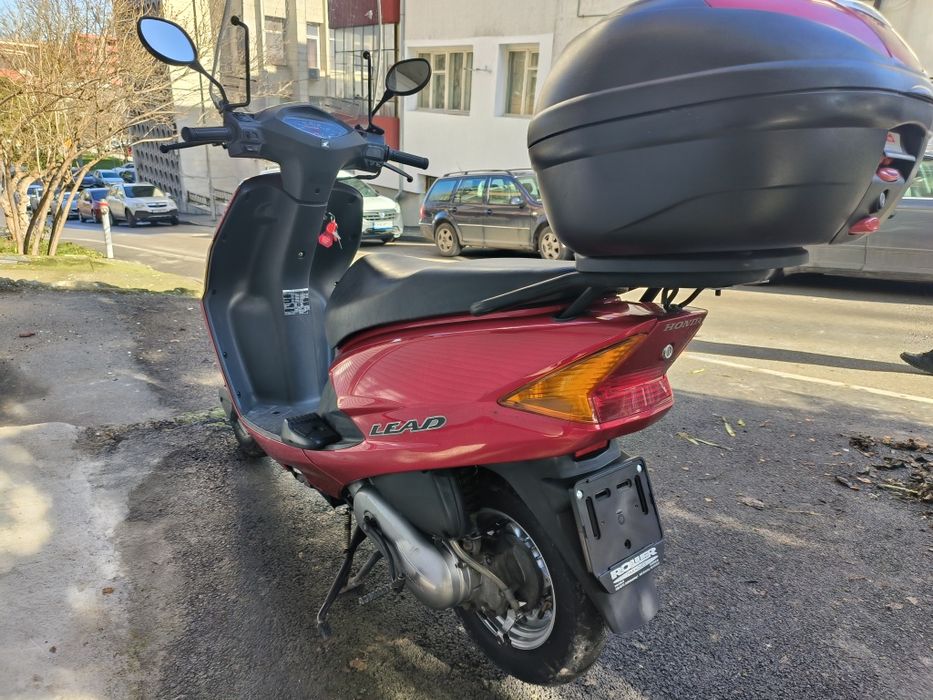 Honda Lead 110 (NHX110)