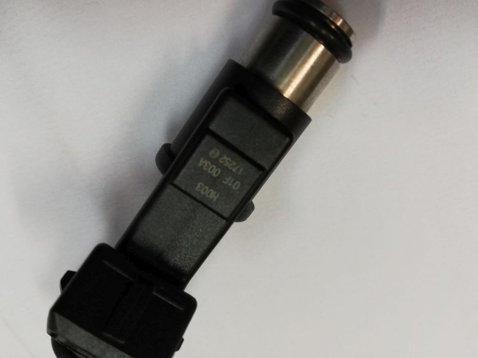 Дюзи за бензинов двигател Пежо, Ситроен, Рено, VW GOLF III