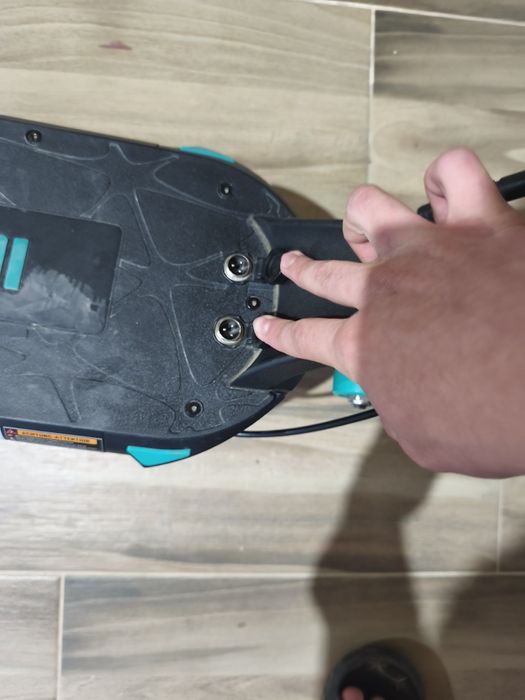 Vand trotineta electrica IO Hawk pe piese