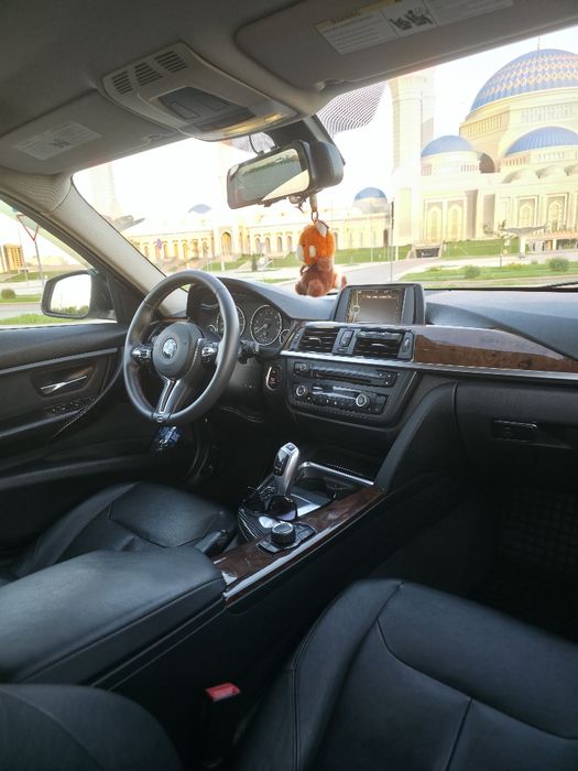 BMW F30 328 г.в. 2013