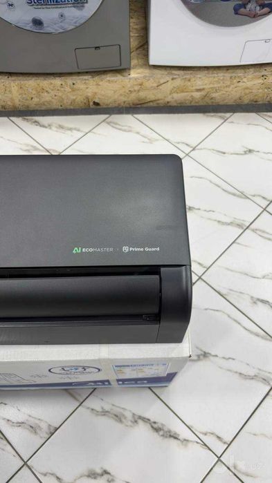 Инверторный Кондиционер Midea Naomi Pro 18000