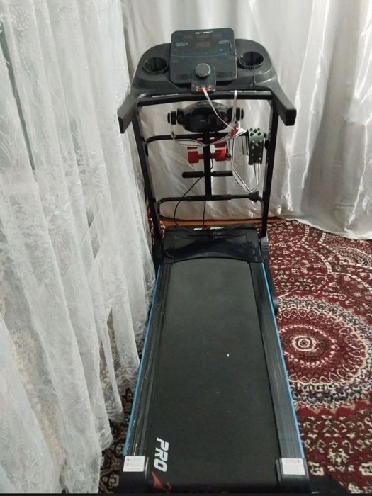 Беговая дорожка новая