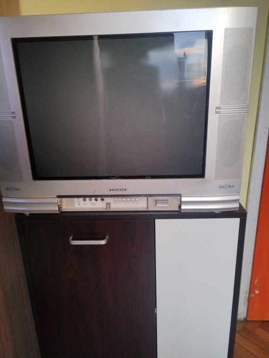 Телевизор Toshiba Bomba