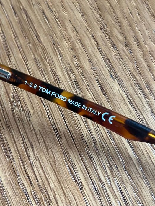 Продам оригинальные очки Tom Ford