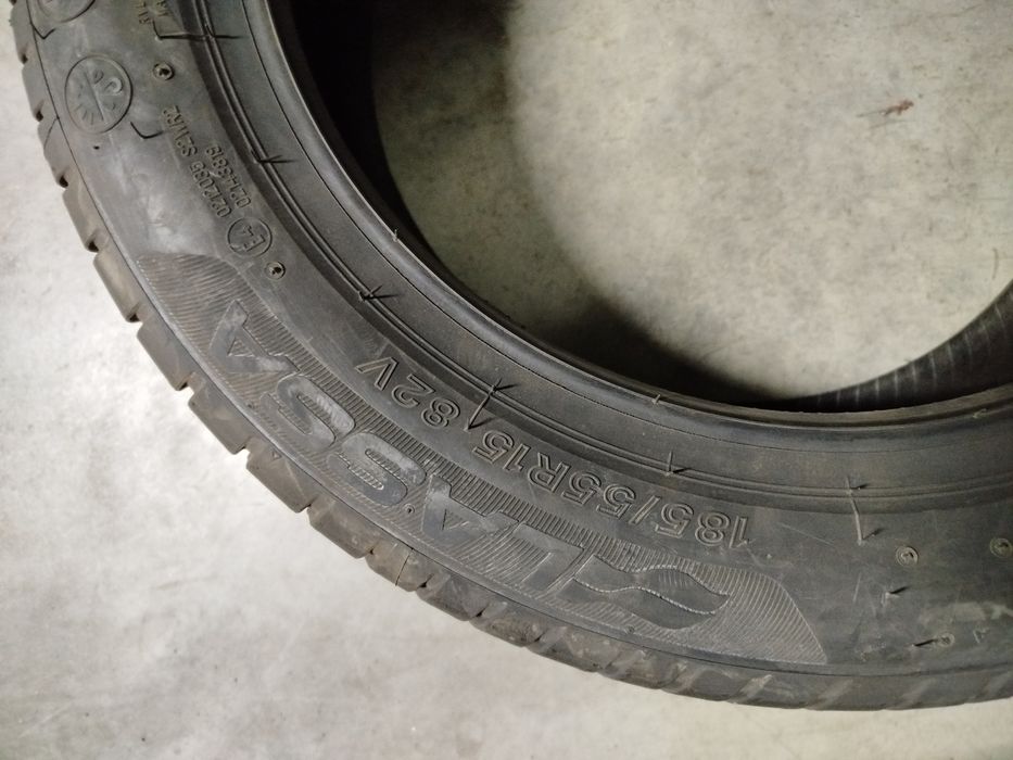 Продам шины: 185/55R15 LASSA REVOLA