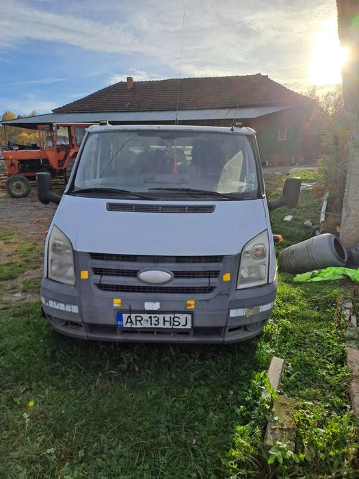 Camioneta Ford transit 2400 tdi