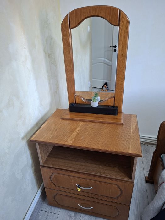 Vand comoda dormitor