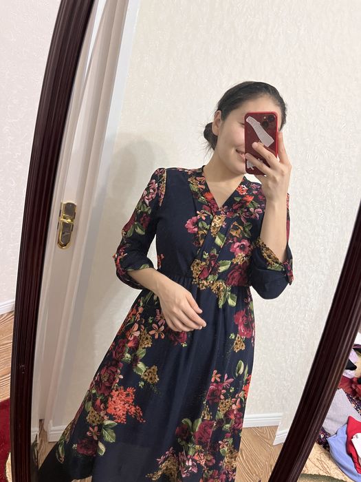 Красивое платье для вечеринок.