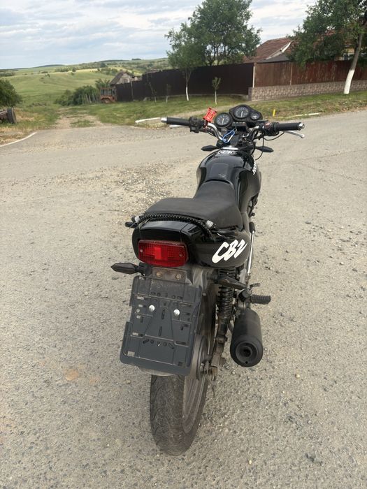 Vând Honda CB2!!!