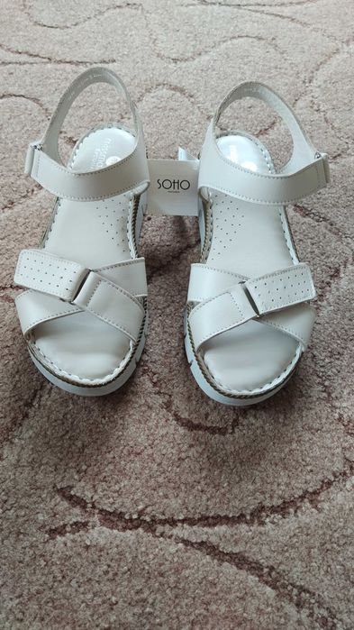 Дамски ортопедични сандали от естествена кожа - нови и носени веднъж