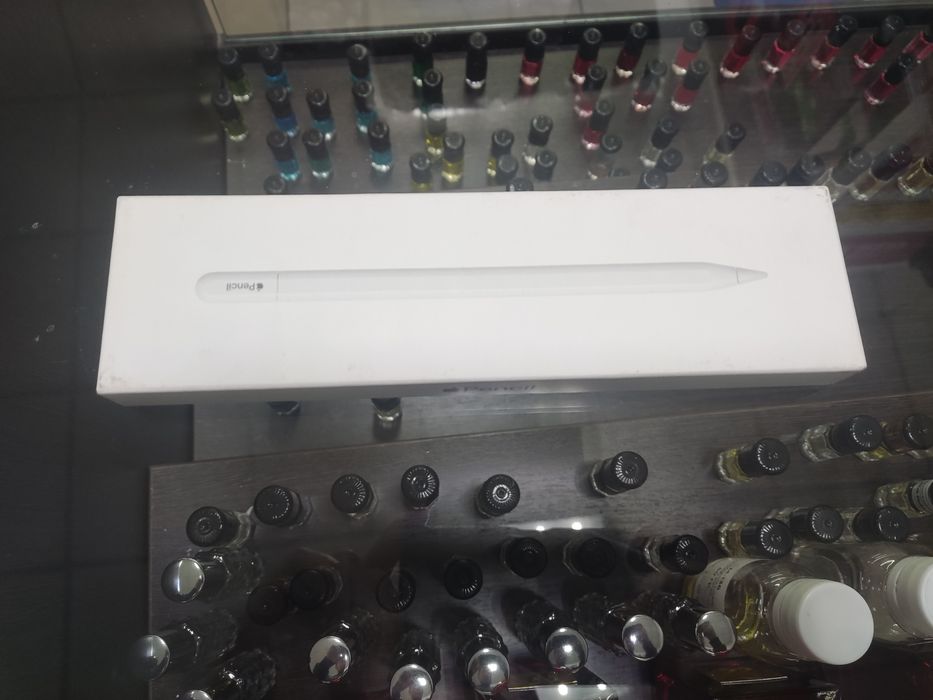 Продам стилус на Айпад 10