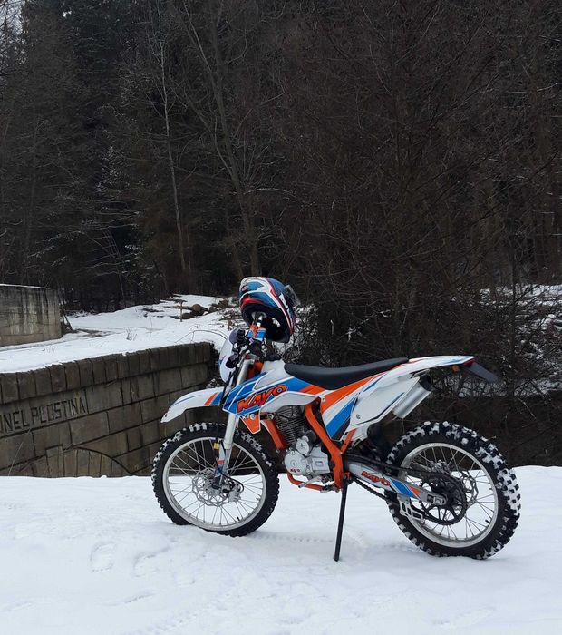 Vand cross Kayo K2, 223 cc, 4 timpi, racit cu aer, neinmatriculabil