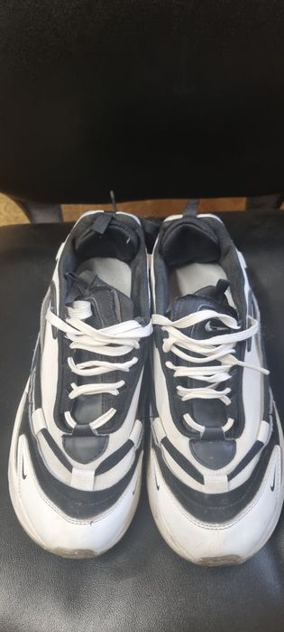 Продавам Nike Air Max  Furyosa