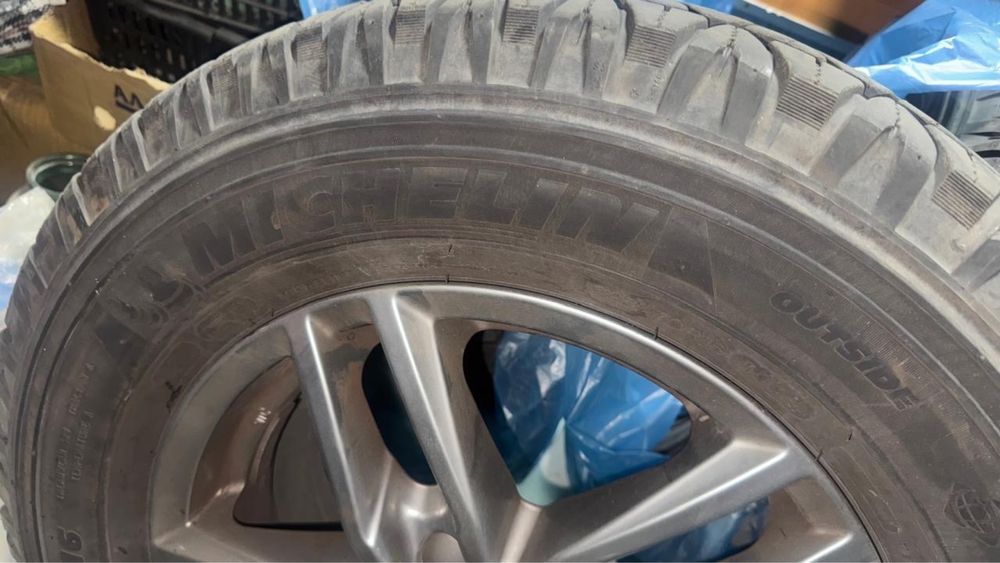 Шины   Michelin  летние  225/70/16 б/у  с дисками