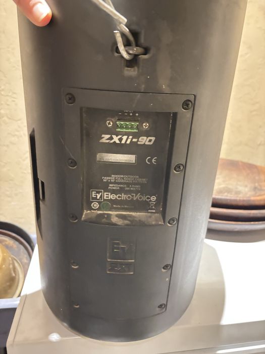 Колонки electro voice срочно