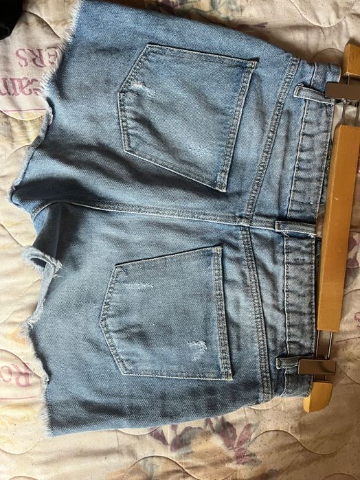 Продавам сини дънки