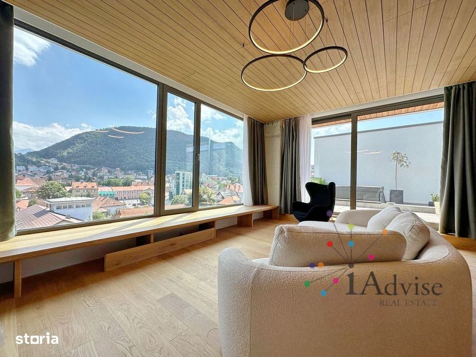 Penthouse de închiriat – Centru Brașov, vedere directă spre Tâmpa — fotografia 1
