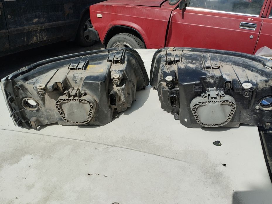 Фары на Т5 2005года