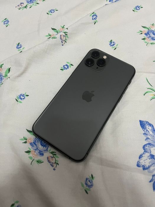Vand IPhone 11 Pro