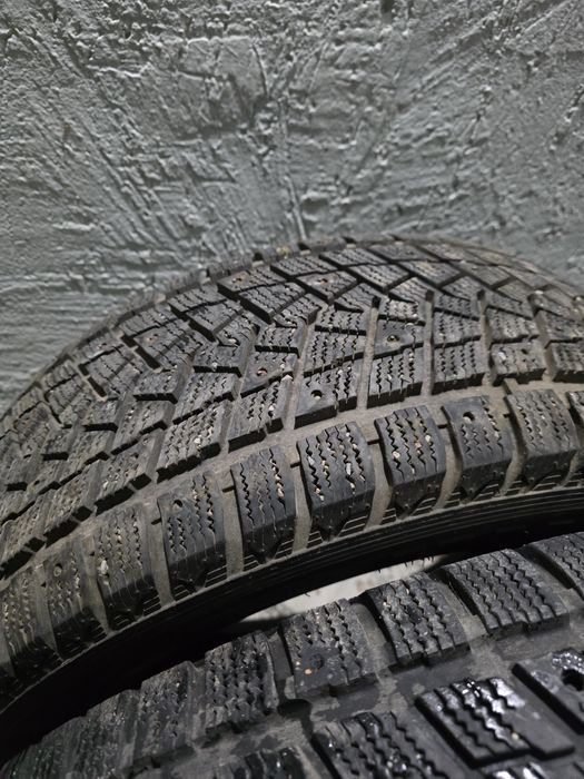 Продам Шины зимние
