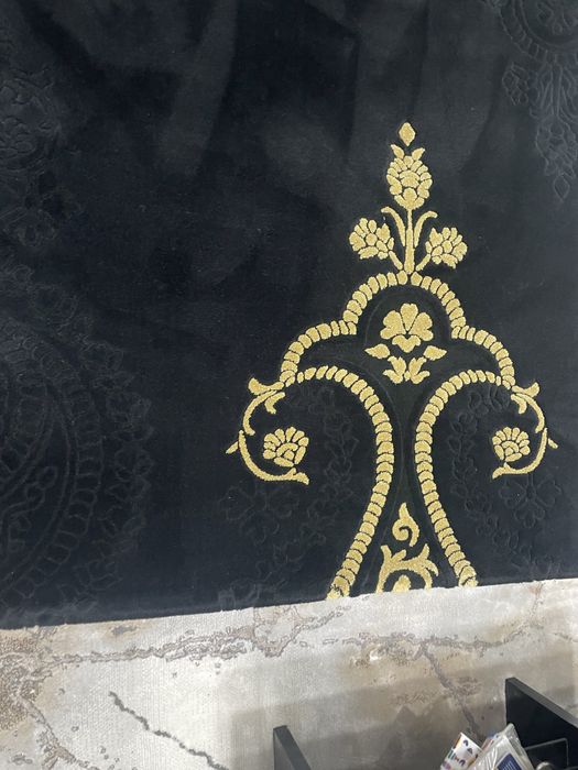 Килим Pierre Cardin  Като нов