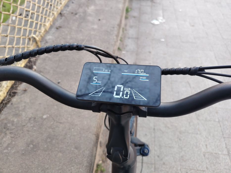 Нов 28 цола електрически алуминиев велосипед с 21 скорости усилени кап