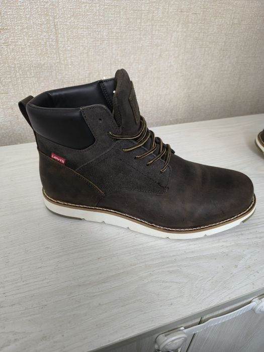 Levis  ботинки зимние оригинал