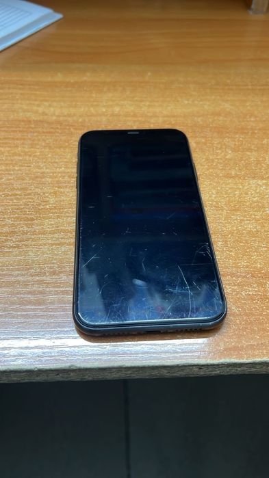 Продам Iphone 11