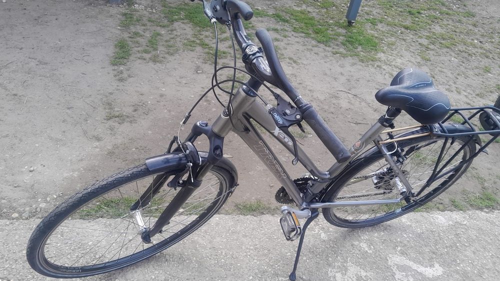 Bicicleta dama strada Trek X600,28 inch,Aluminiu,f. bloc. 9x3, j.duble