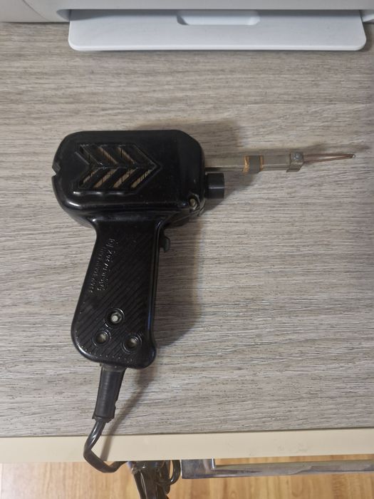 Jucarie pistol românesc
