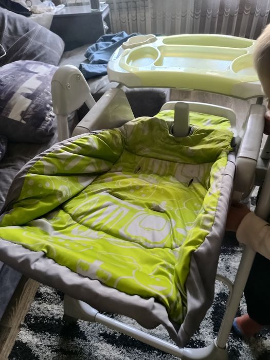 Продам стульчик для кормления