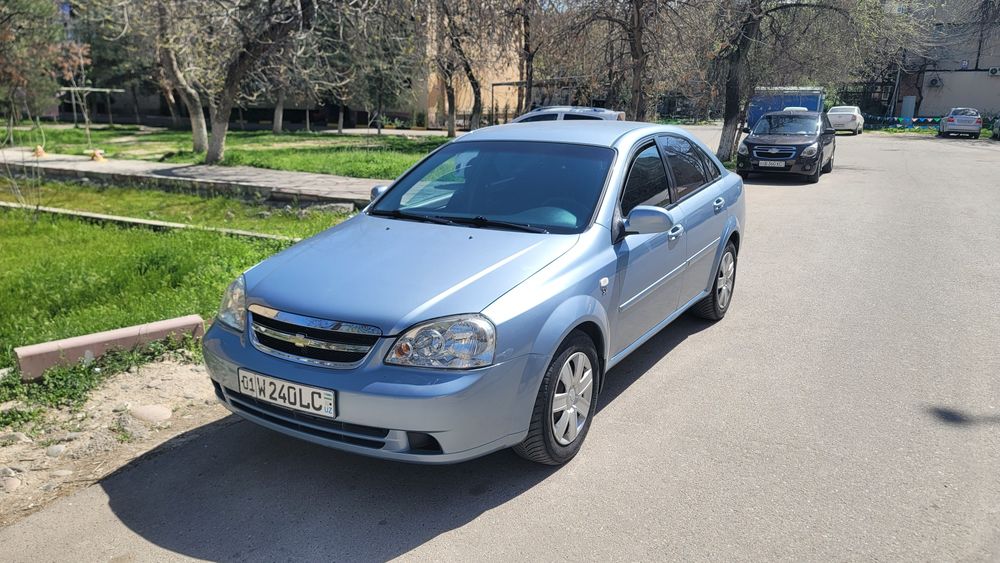 Продаётся ласетти 1.8 в хорошем состоянии