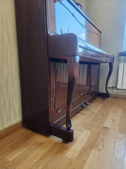 Продам пианино. Пиано