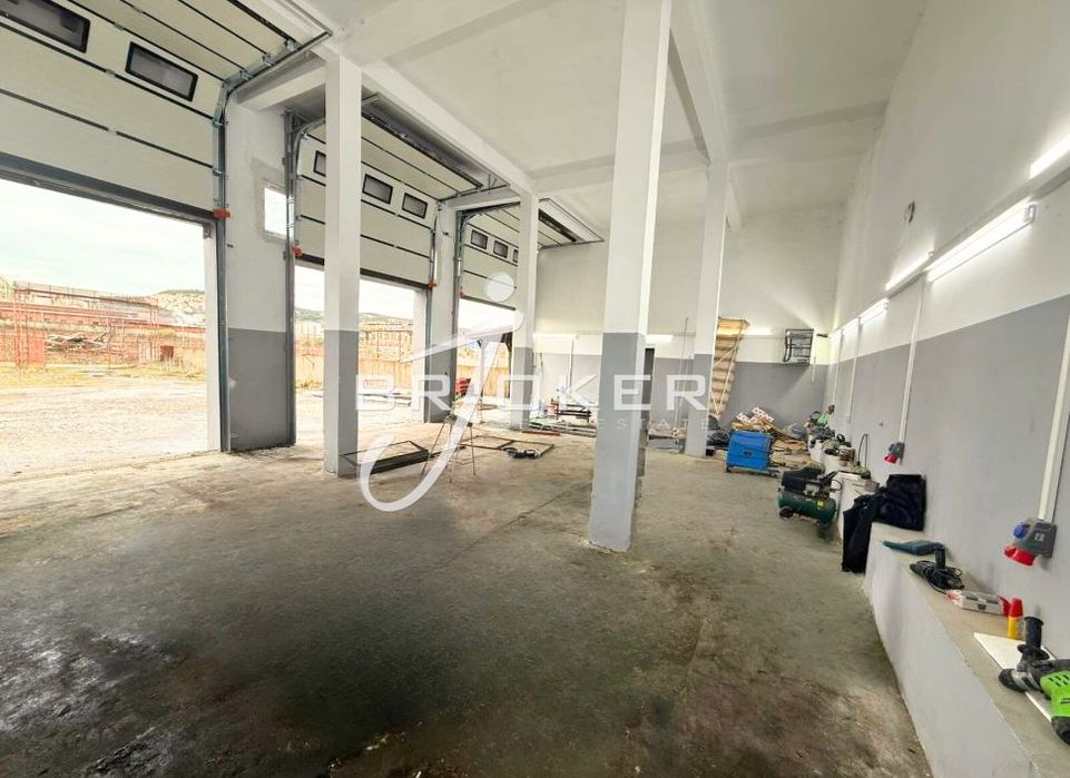 Пром. помещение в Кърджали-Промишлена зона - Изток