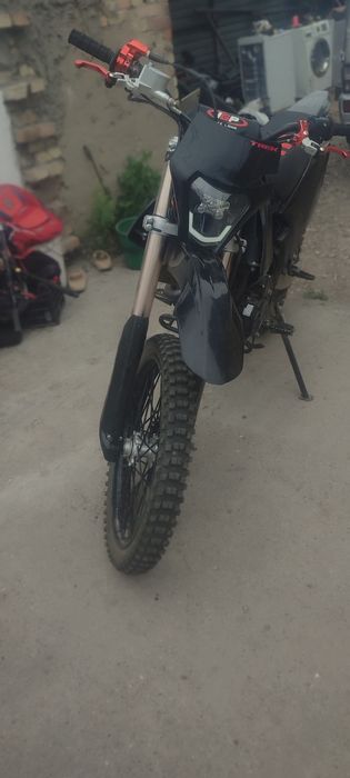 Продаю мотоцикл 300кубов
