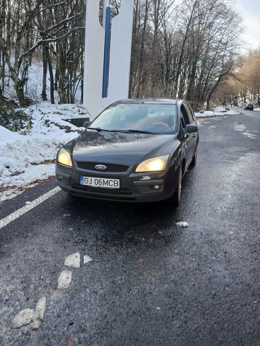 Vând Ford focus MK2