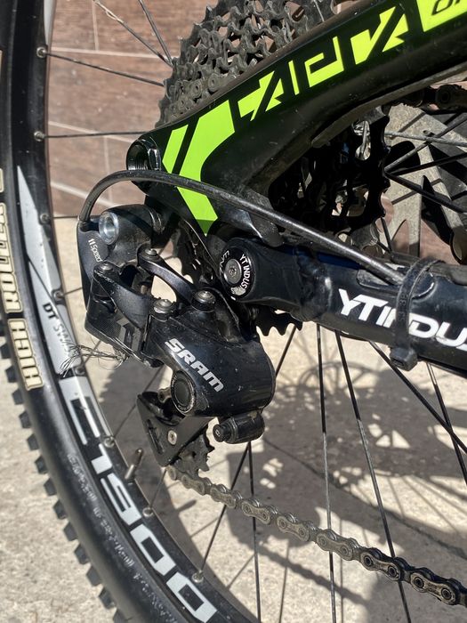YT Capra 27,5 L отлично