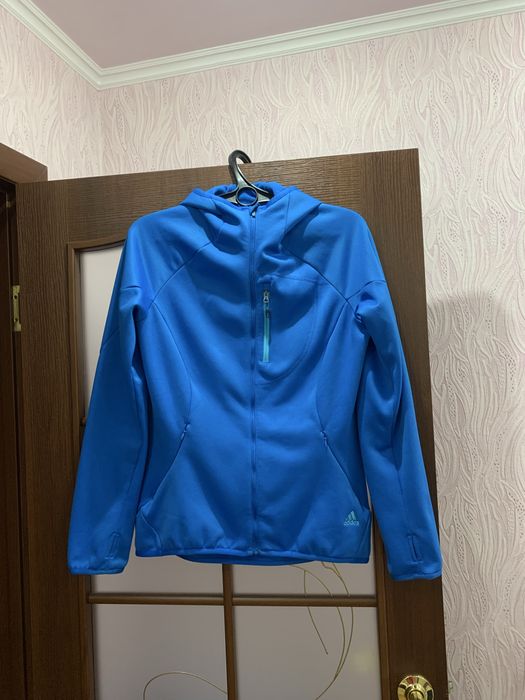 Продам женские вещи