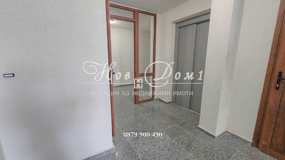 Продава се Двустаен апартамент в Варна, Погреби - 62 кв.м за 1532 €/кв.м - Снимка #11