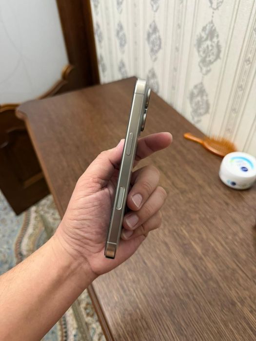 Iphone 16pro 256gb Silver titanium