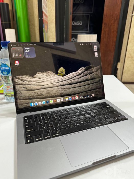 Macbook pro m3 8/512 14 iphone telefon noutbuk