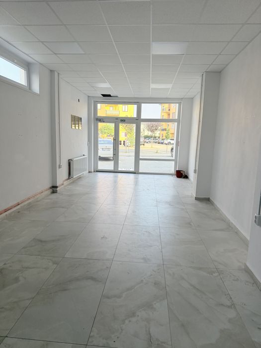 Spatiu de commercial