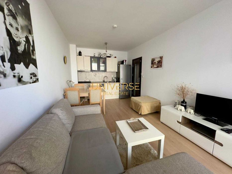 Продава се Двустаен апартамент в Свети Влас - 54 кв.м за 1343 €/кв.м - Снимка #1