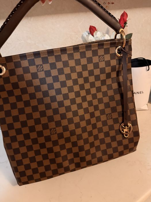 Дамска чанта Louis Vuitton Artsy MM