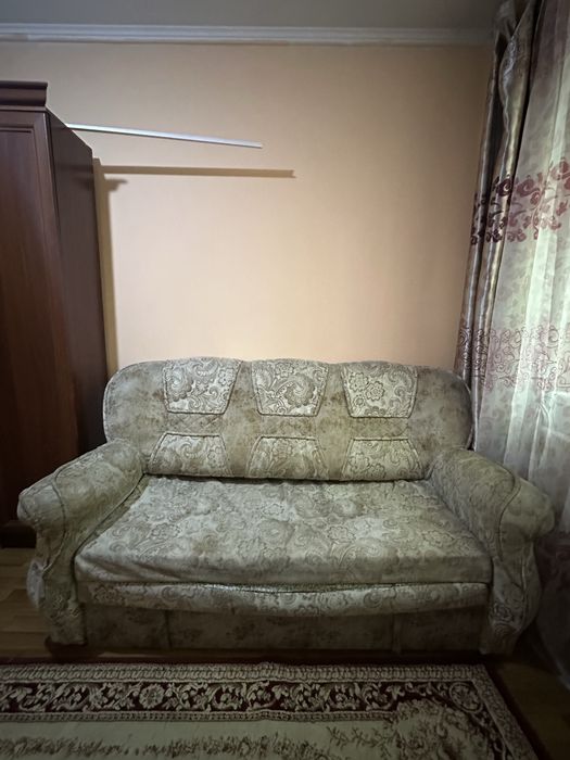 Даром диван………..